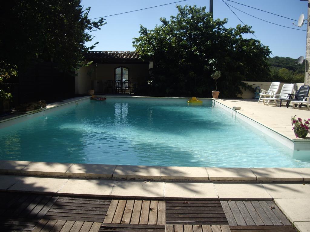 Biou Bed & Breakfast La Sauvetat-sur-Lede Luaran gambar