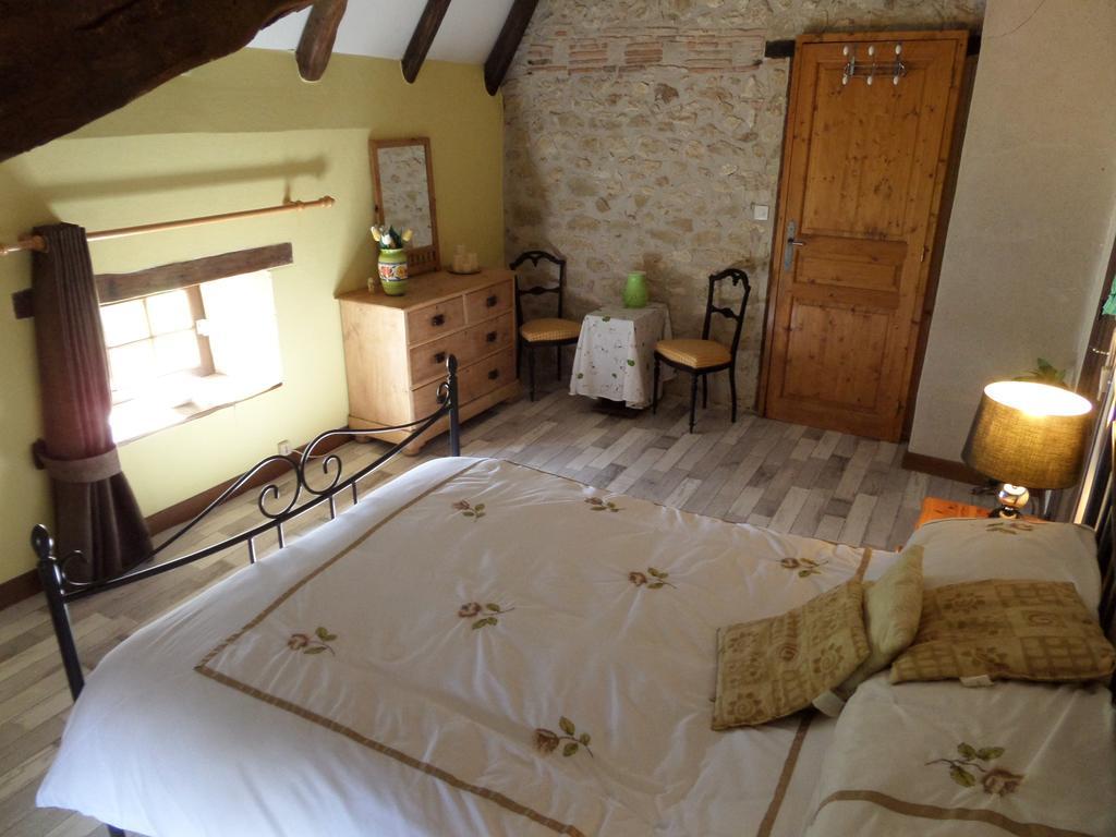 Biou Bed & Breakfast La Sauvetat-sur-Lede Bilik gambar
